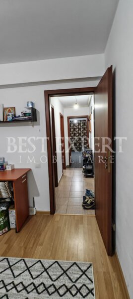 Doua camere spatios la pret imbatabil, disponibilitate imediata.